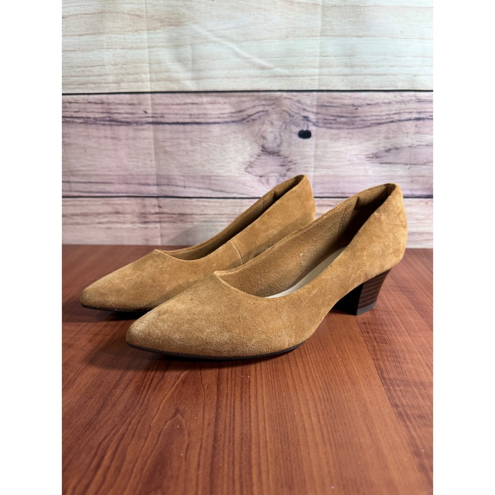Clarks Collection Tan Suede Pointed Toe Block Heel Pumps Womens 6 M